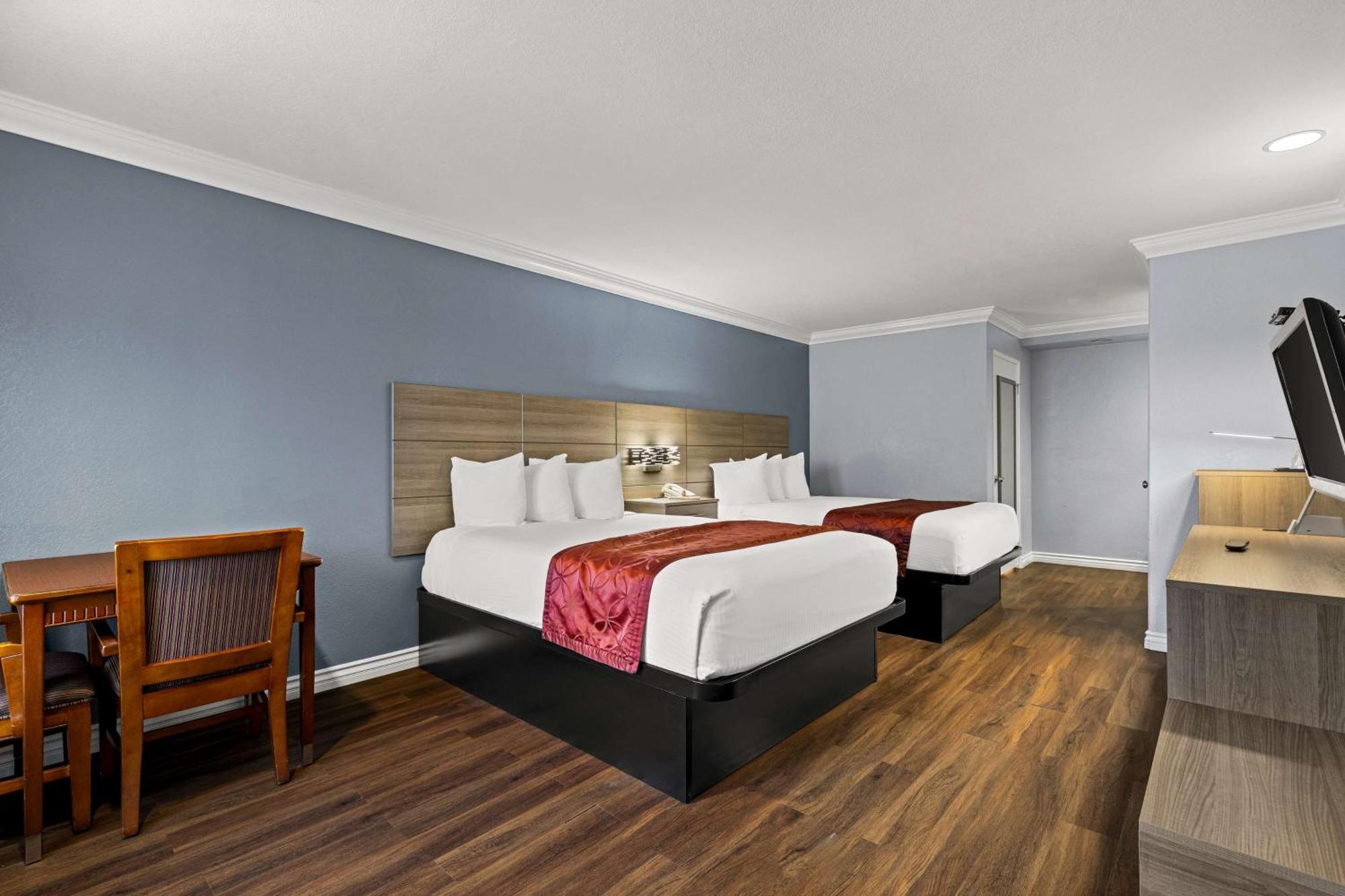 Best Western Moreno Hotel & Suites Moreno Valley Bagian luar foto